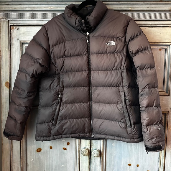 The North Face Women's Black Puffer Jacket Size XL - Picture 7 of 12